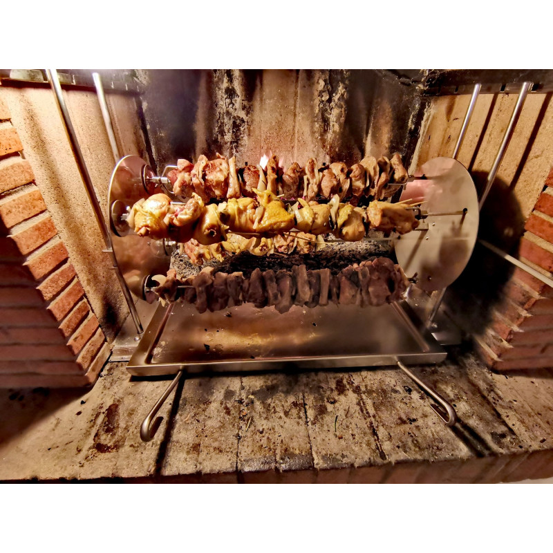 Girarrosto a legna con spiedo planetario in triangolo