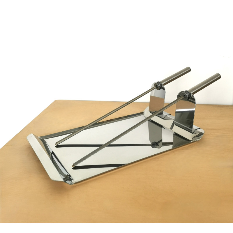 Piatto in acciaio inox con spiedini