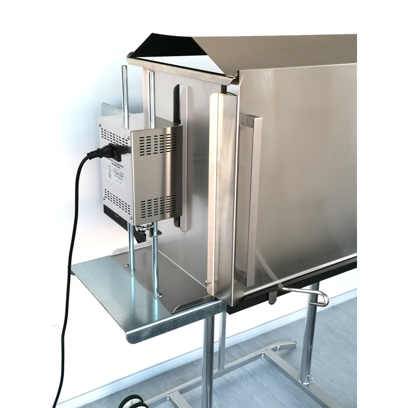 Barbecue Maxi con girarrosto elettrico e spiedo planetario, cappottina, lamiera frontale e leccarda