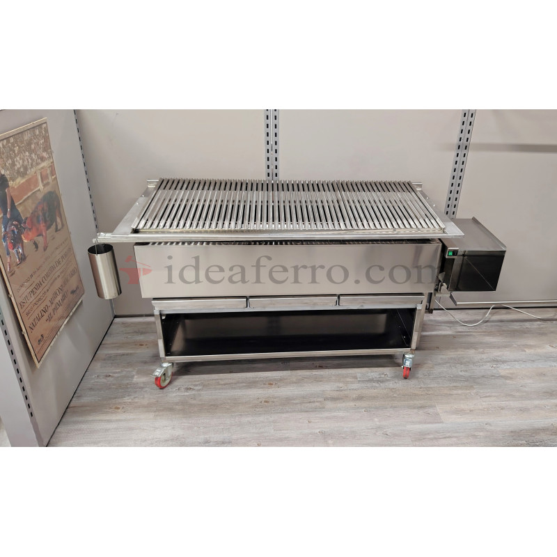 BBQ Professionale a carbone e carbonella