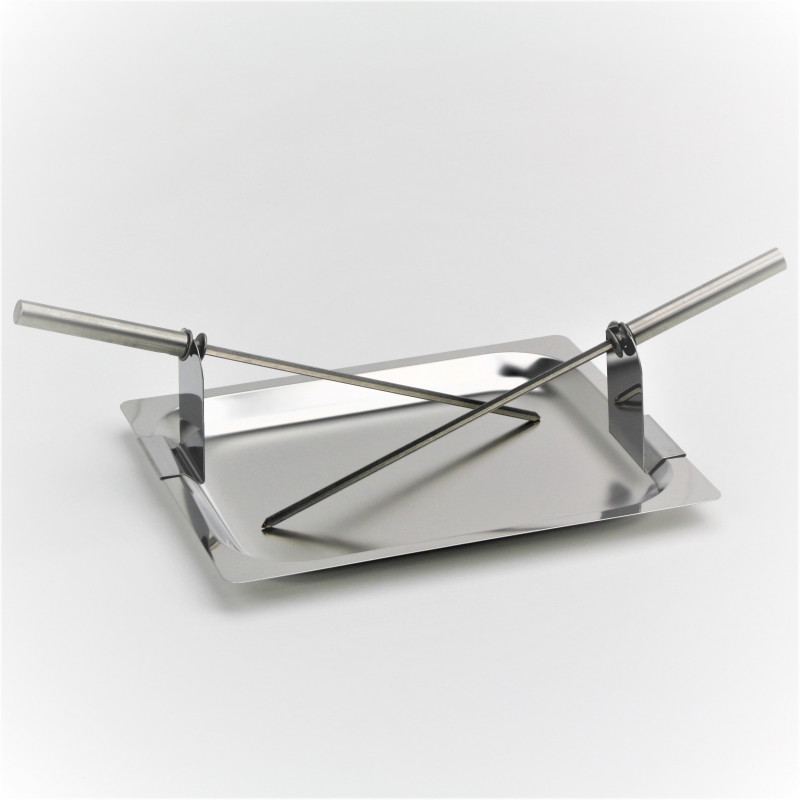 Vassoio in acciaio inox con spiedini